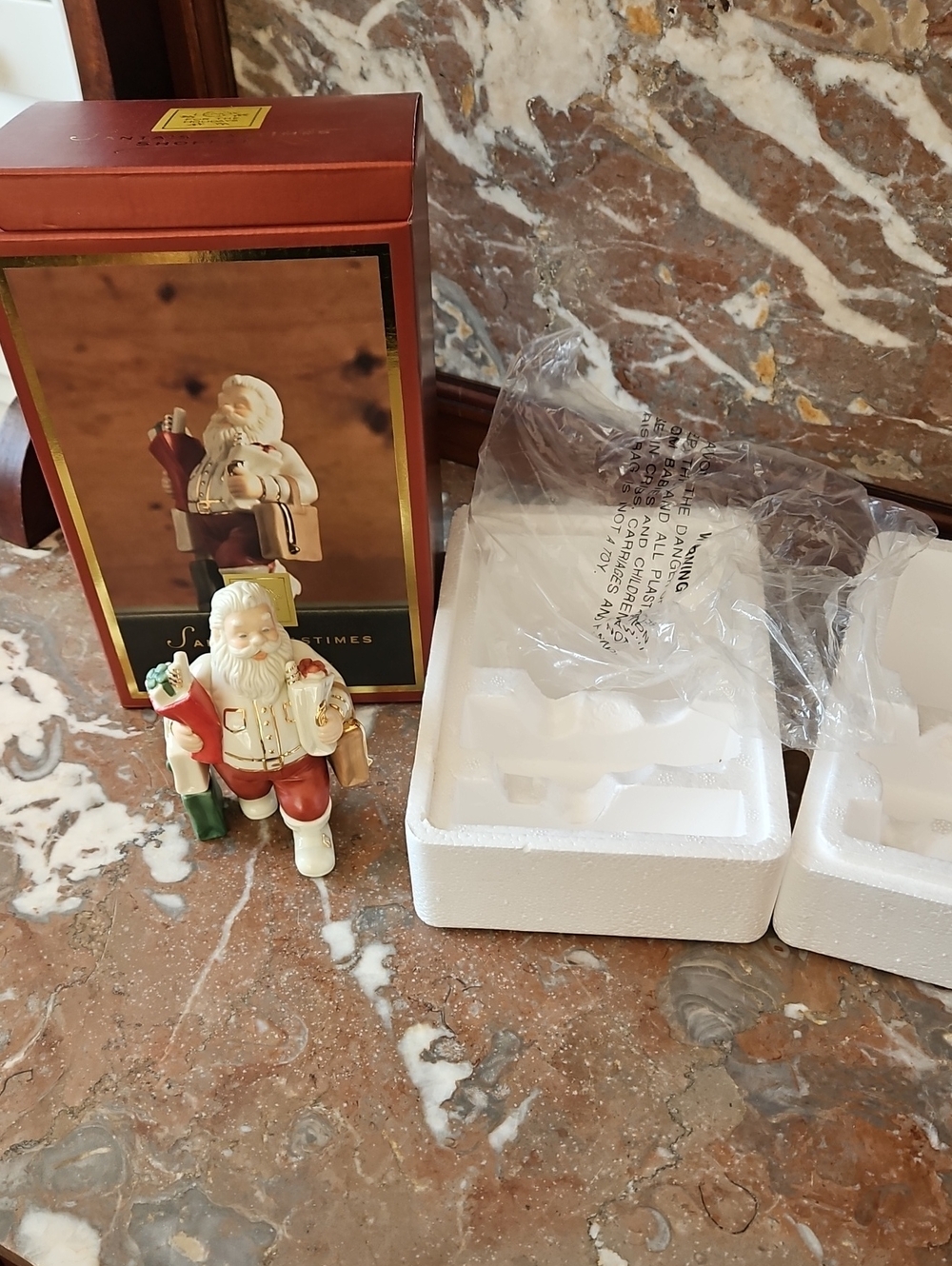 Lenox Santa's Pastimes Shopper